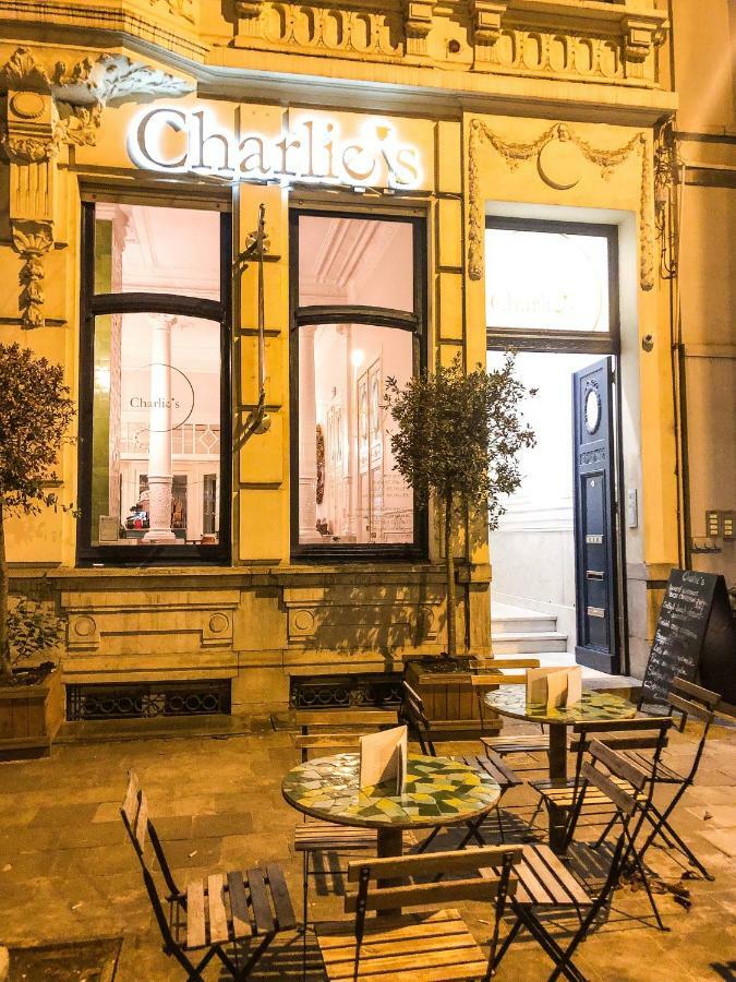 Charlie'S Bed & Breakfast แอนต์เวิร์ป ภายนอก รูปภาพ